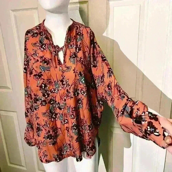 Abercrombie & Fitch Top Split Sleeve Peasant Blouse Boho Floral Tunic XS ￼Womens - Picture 1 of 7